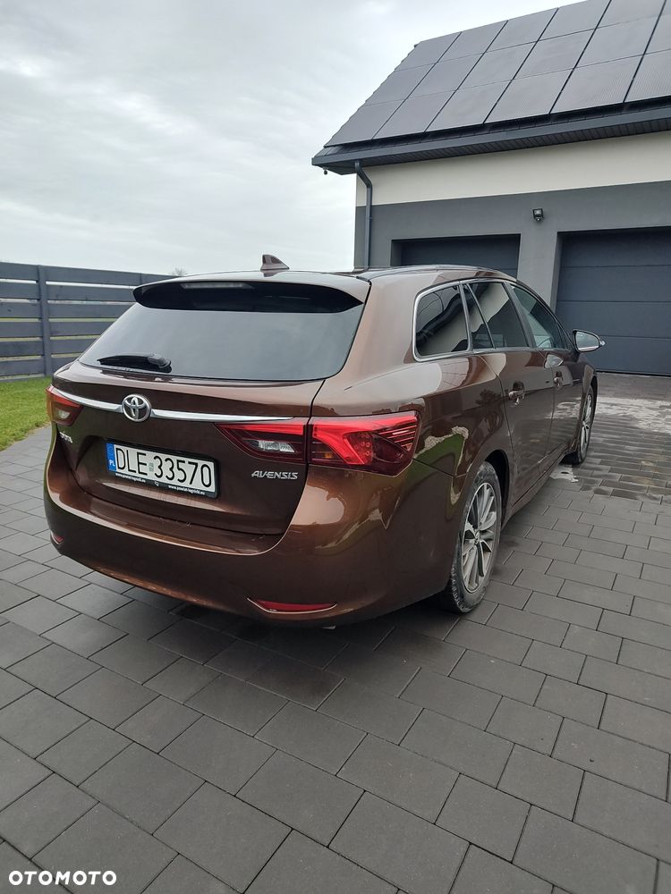 Toyota Avensis 2.0 D-4D Prestige - 5