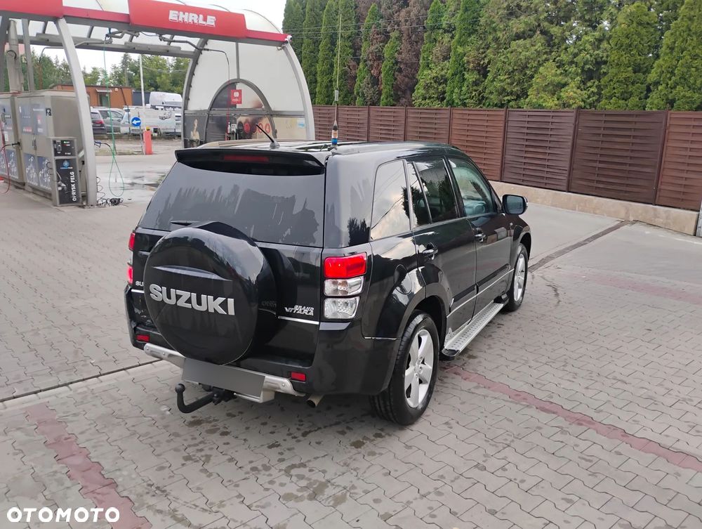 Suzuki Grand Vitara 1.9 DDiS Comfort + DPF Family - 5