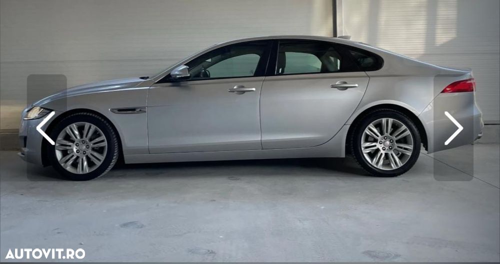 Jaguar XF 20d AWD Portfolio - 4