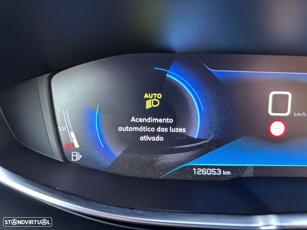 Peugeot 3008 1.5 BlueHDi Active - 26