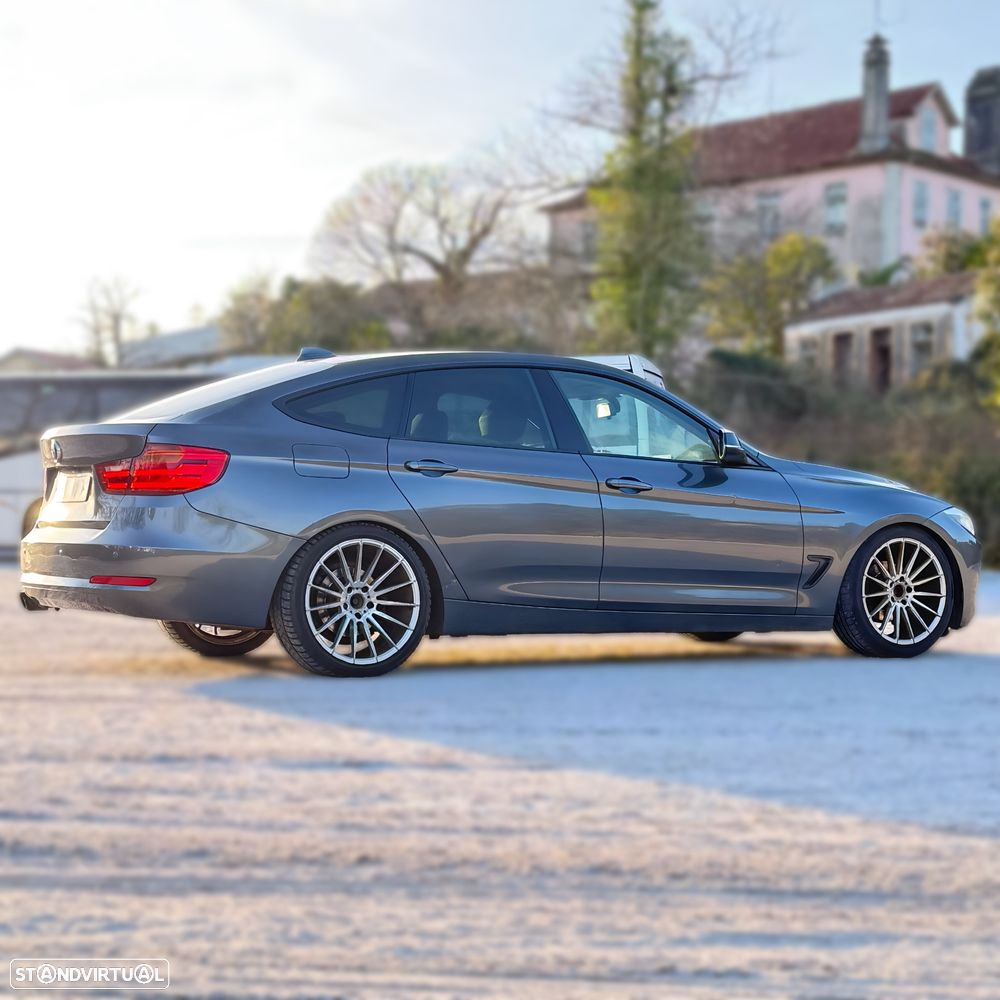 BMW 318 Gran Turismo d Sport Line - 2