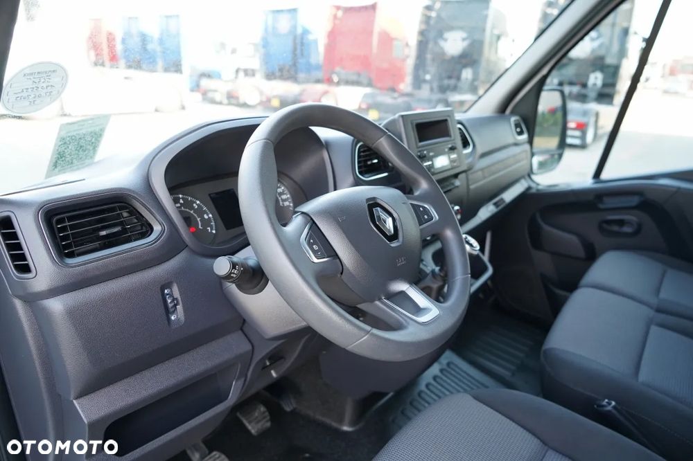 Renault MASTER / BLASZAK / FURGON / 2023 - 24