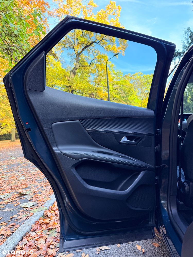 Peugeot 3008 1.6 PureTech Hybrid PHEV Allure Pack S&S EAT8 - 21