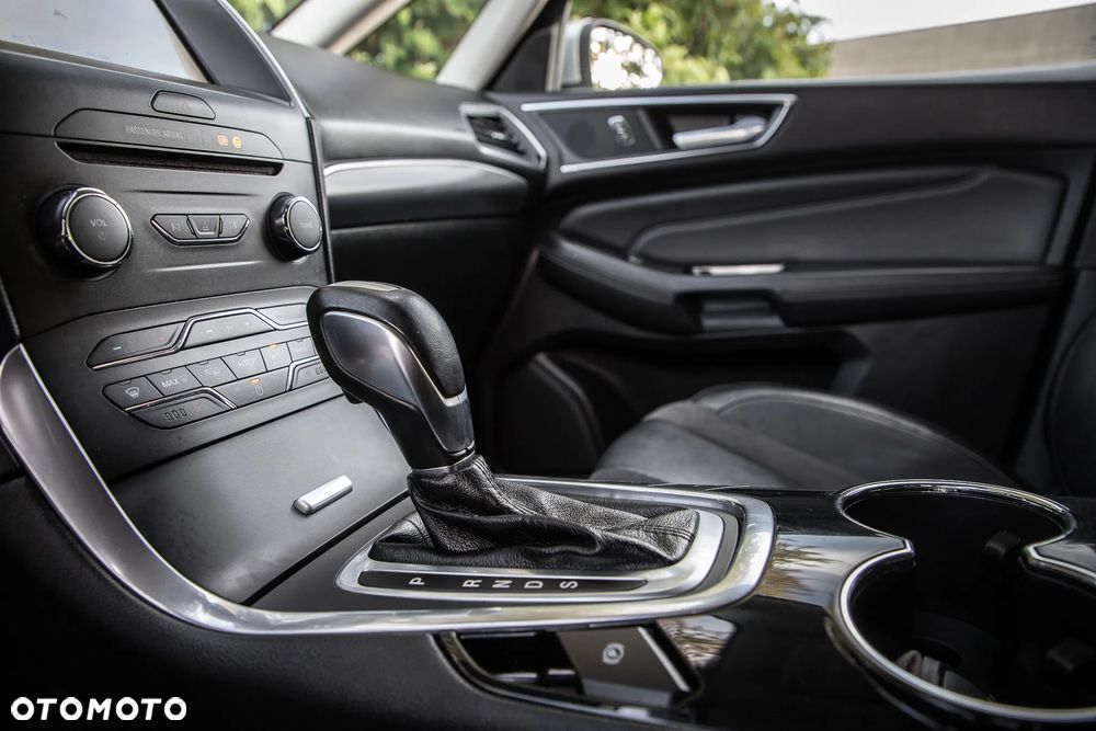 Ford S-Max - 22