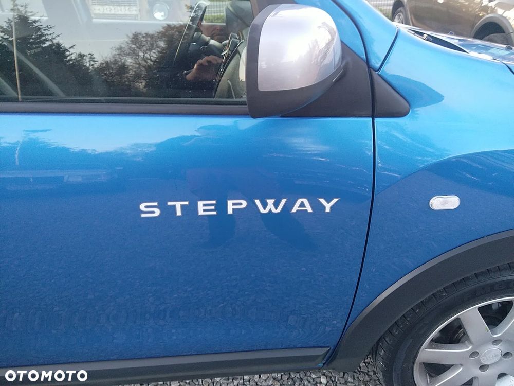 Dacia Lodgy TCe 115 Stepway - 26