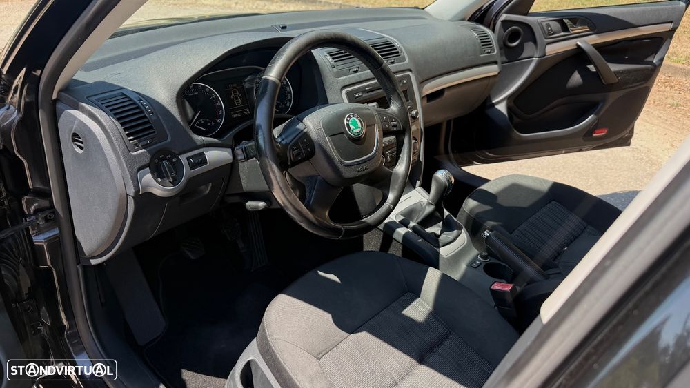 Skoda Octavia Break 1.6 TDi Ambition - 5