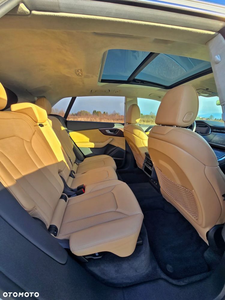 Audi Q8 SUV TFSI quattro 250 kW tiptronic S line business - 14
