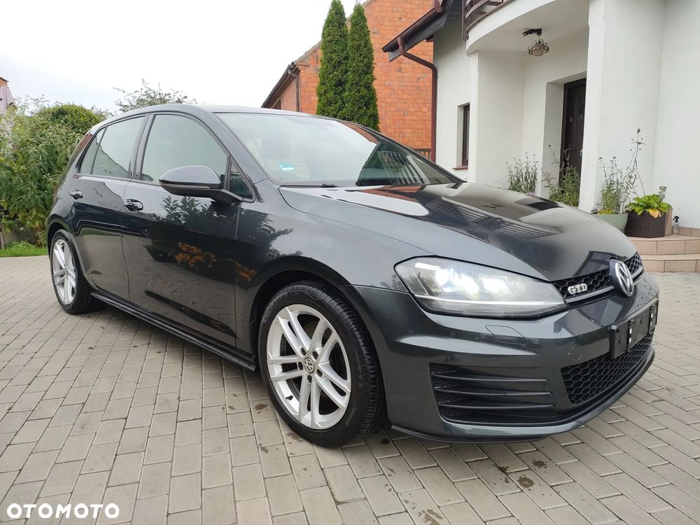 Volkswagen Golf GTD 2.0 TDI SCR DSG - 5