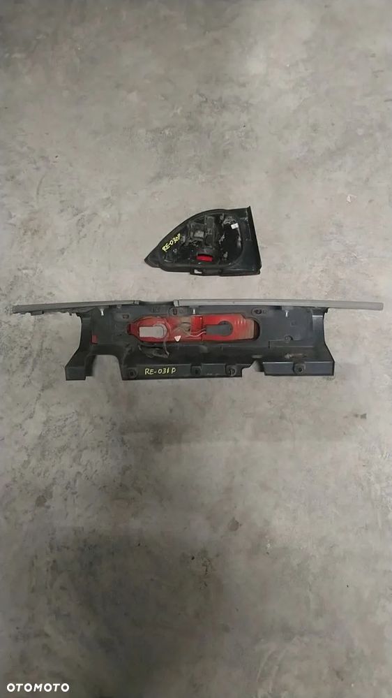 RENO LAMPY TYŁ LEWE PRAWE RENAULT LAMPA TYLNIA LEWA PRAWA - 30