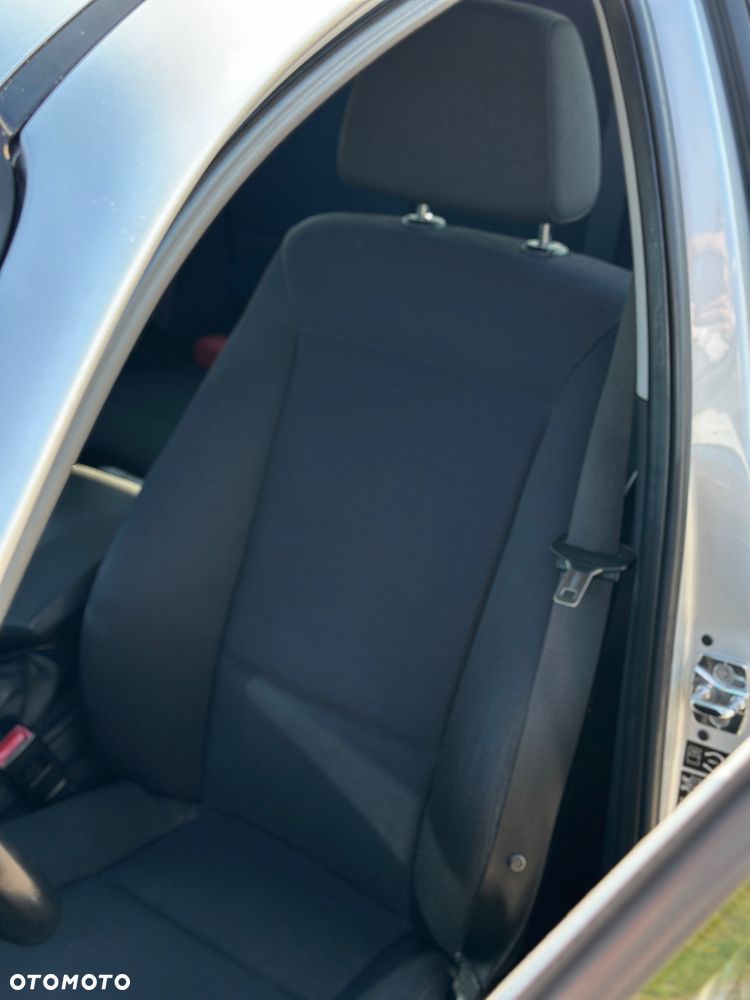 BMW Seria 1 - 23