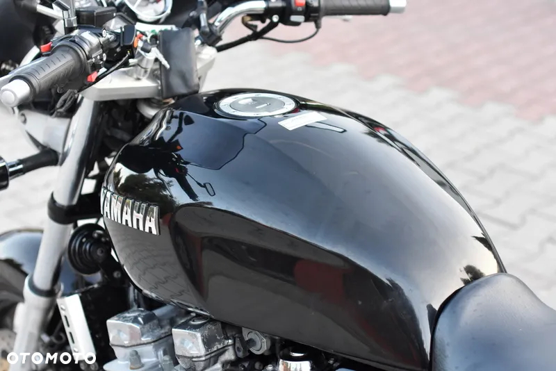 Yamaha XJR - 27