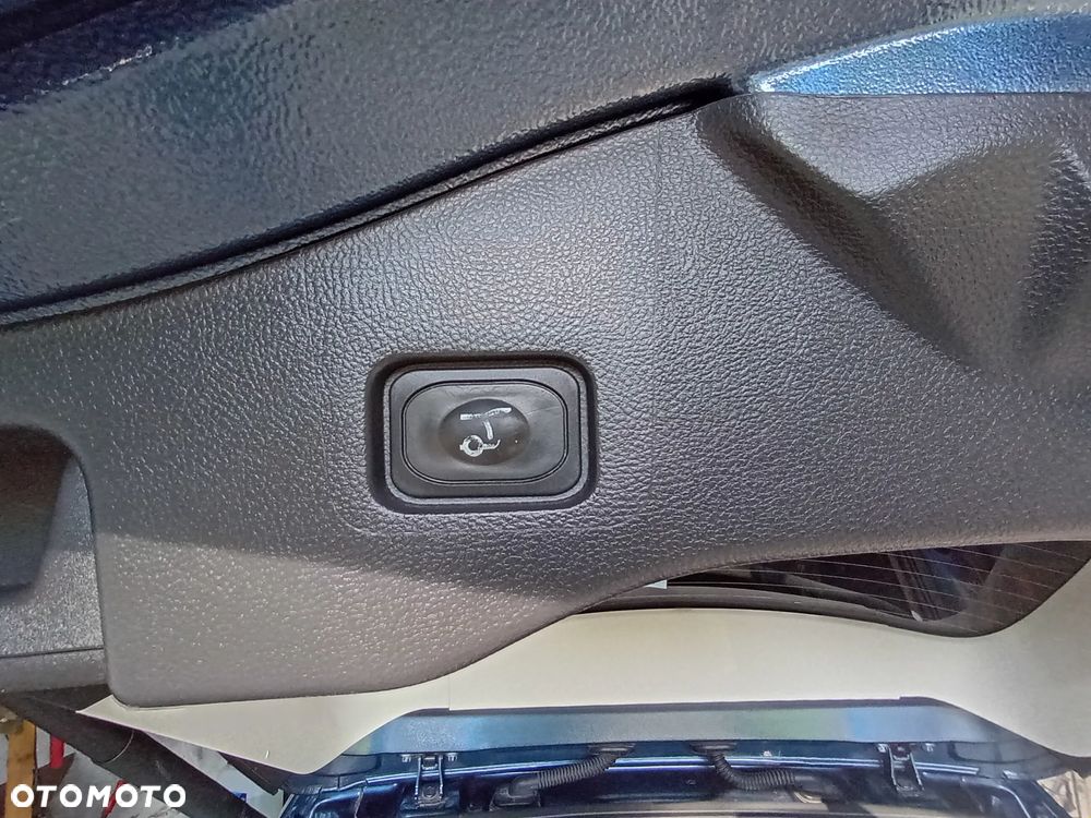 Ford Mondeo 2.0 EcoBlue Business Edition - 25