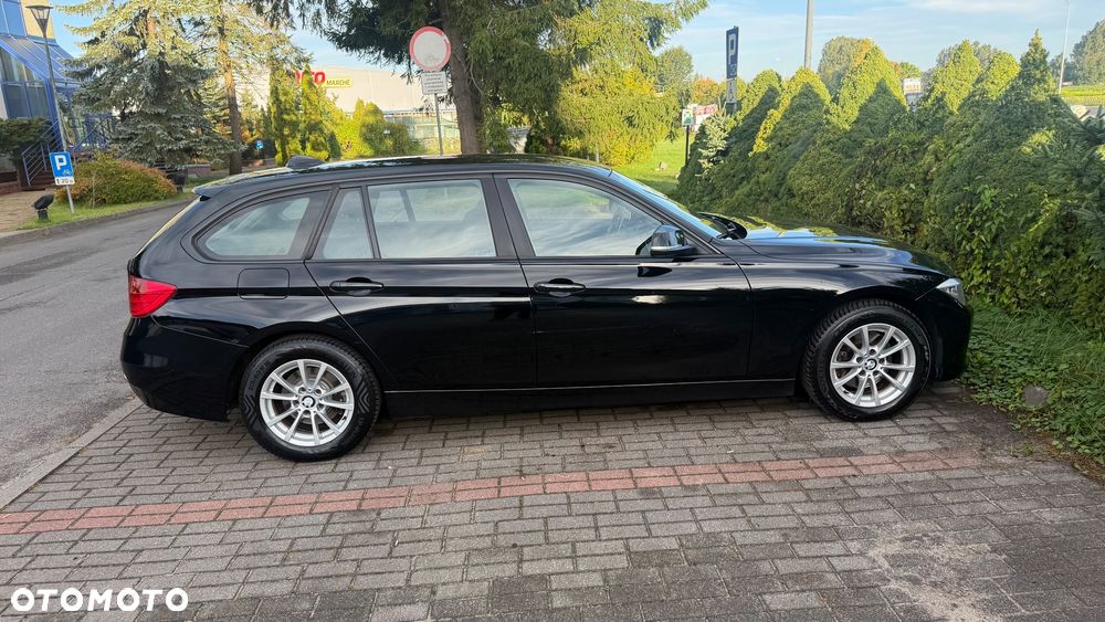 BMW Seria 3 320d - 31
