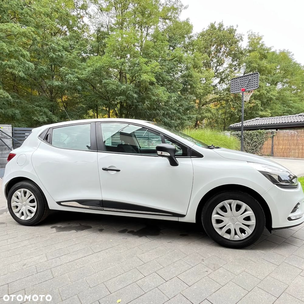 Renault Clio - 7
