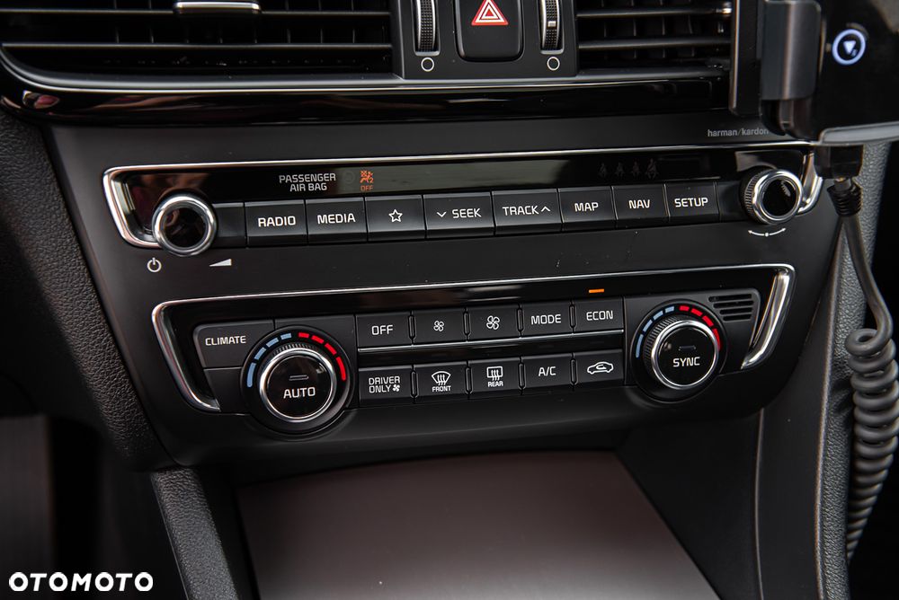 Kia Optima - 22