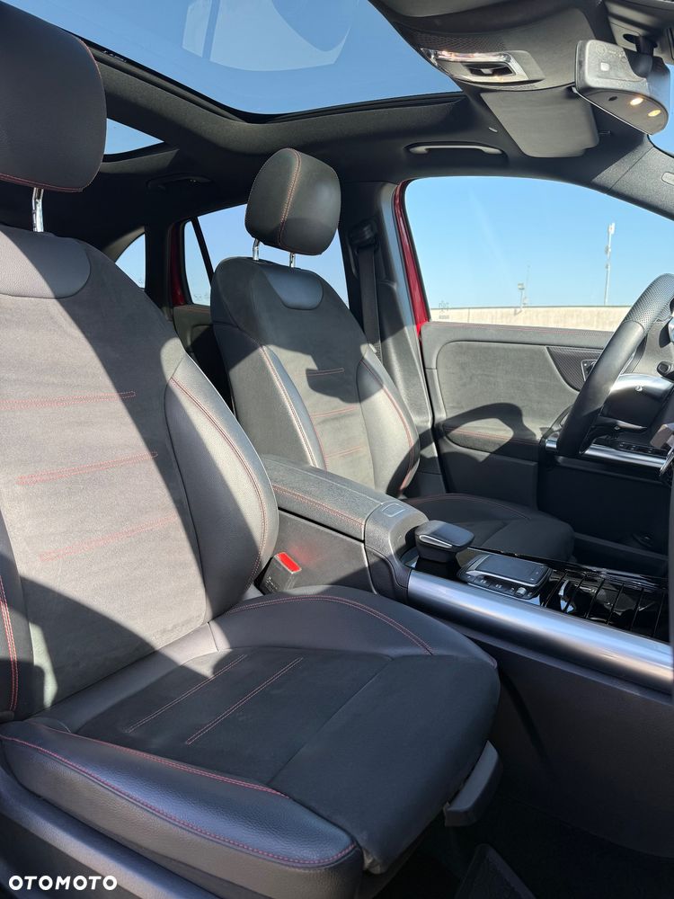 Mercedes-Benz GLA 180 d Business Edition - 18