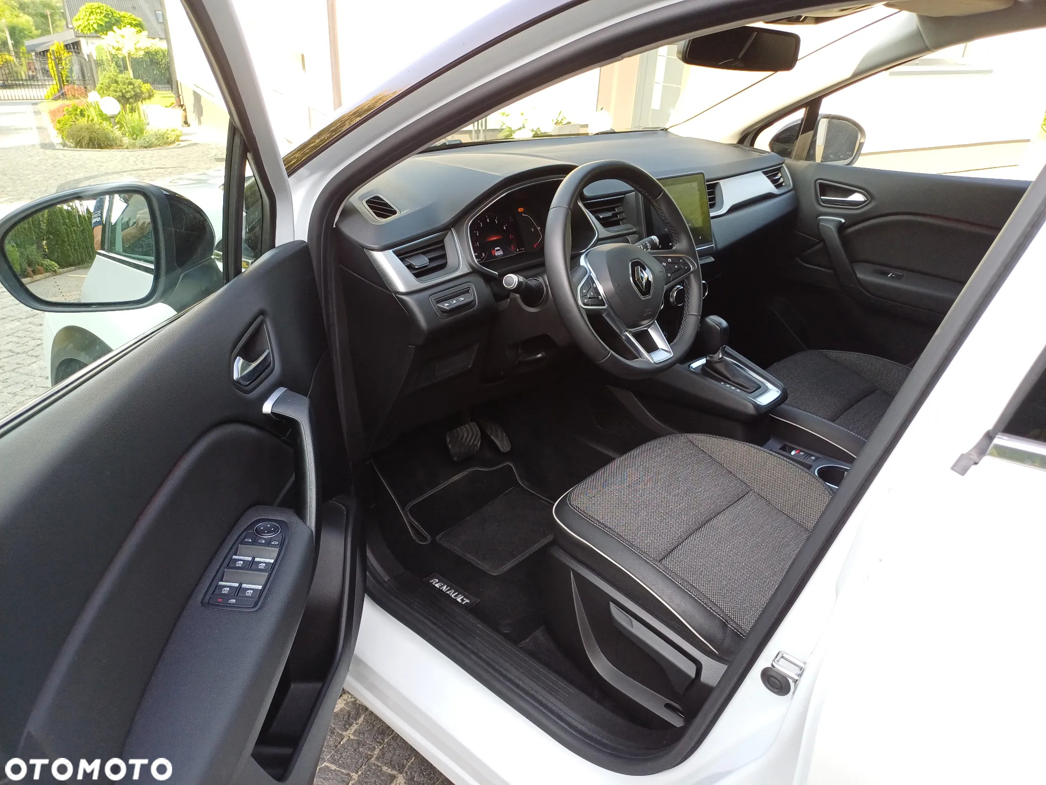 Renault Captur 1.3 TCe mHEV Intens EDC - 7