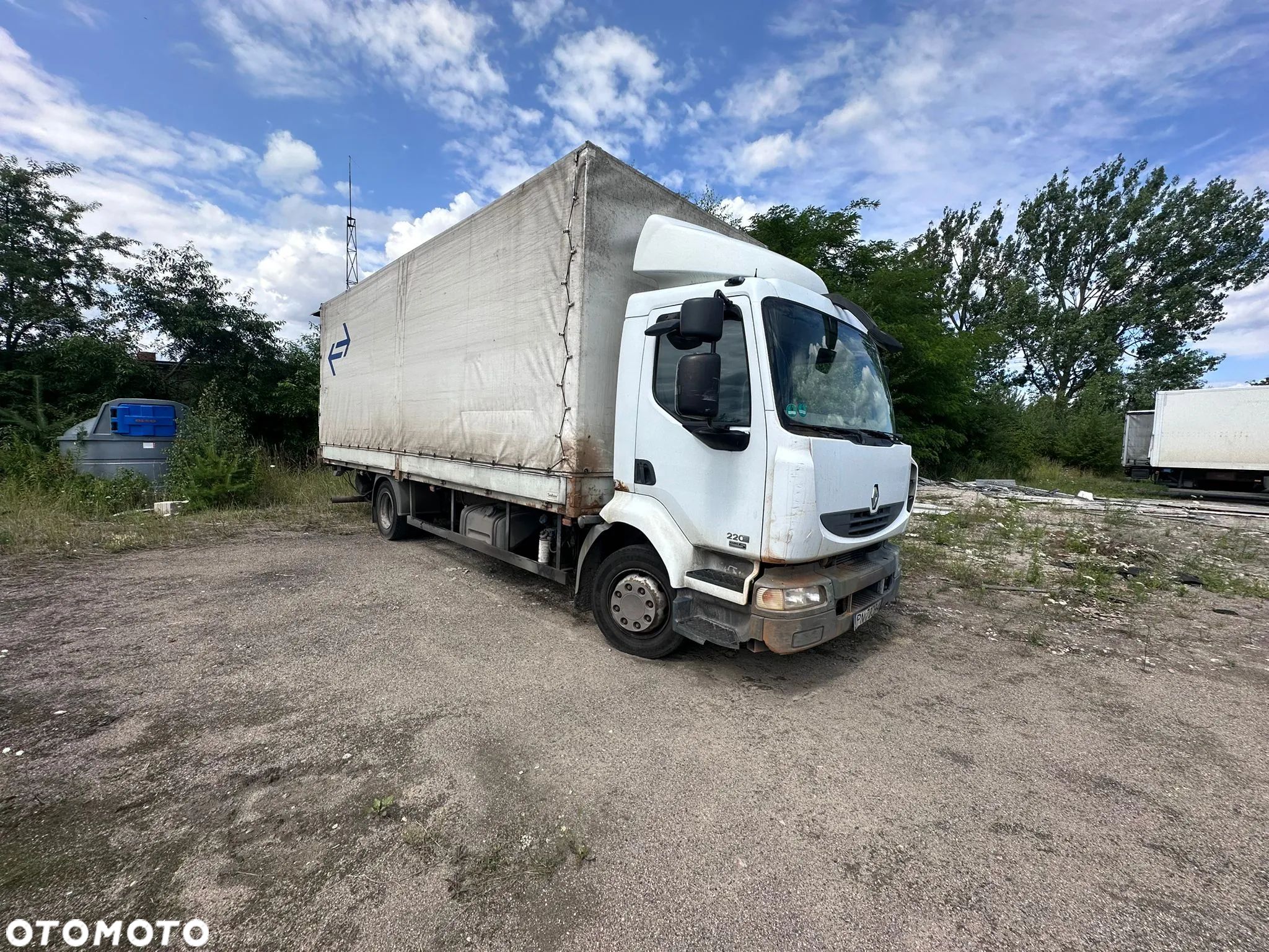 Renault MIDLUM DXI 220 - 1