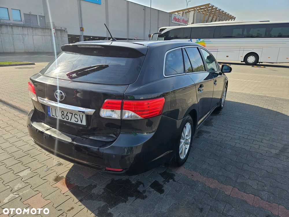 Toyota Avensis 2.0 D-4D Sol - 3