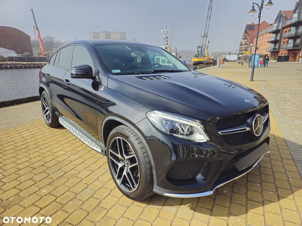 Mercedes-Benz GLE - 1