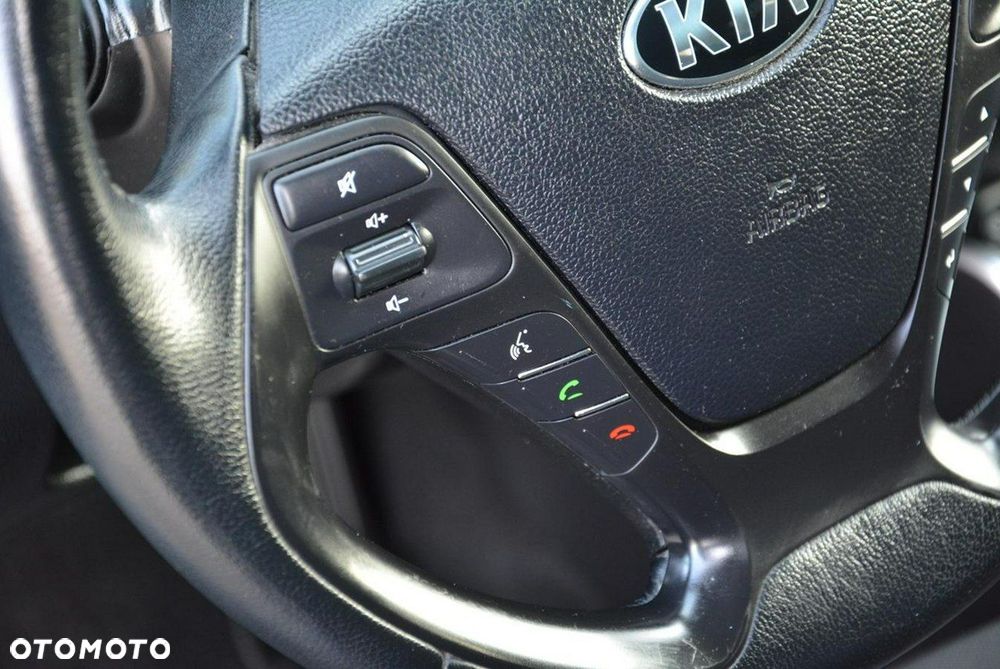 Kia Ceed 1.4 CVVT Attract - 32