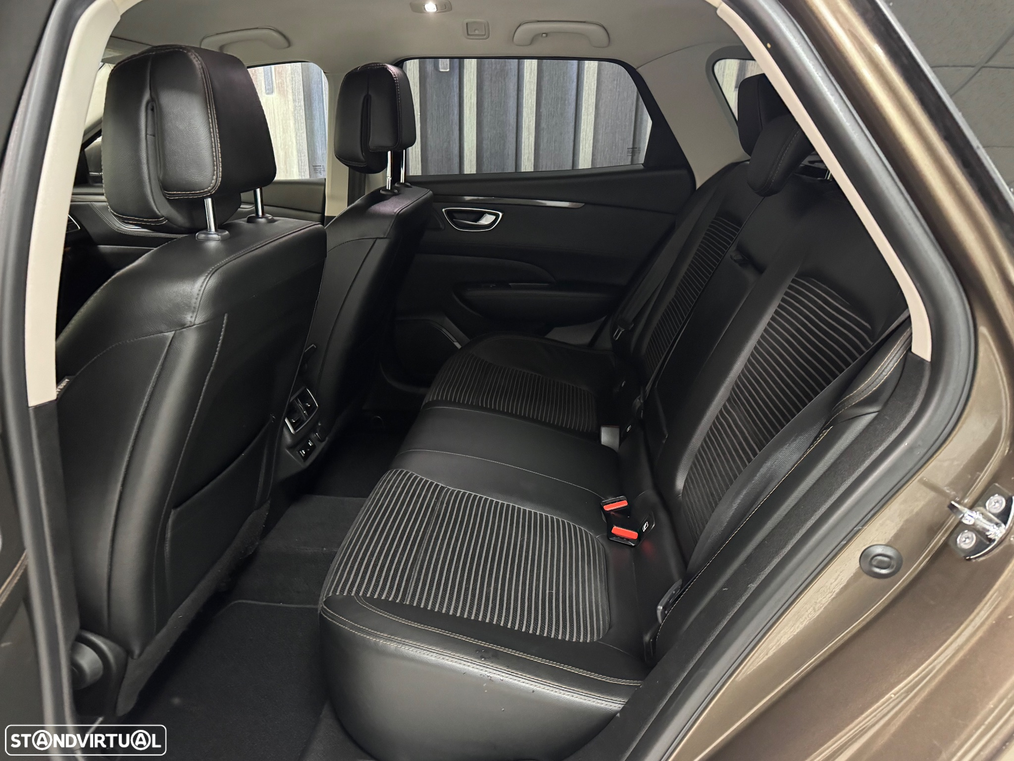 Renault Talisman Sport Tourer 1.6 dCi Executive - 19