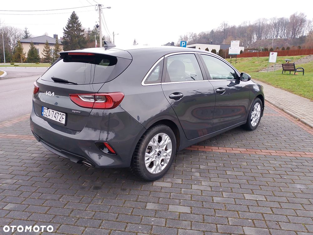 Kia Ceed - 7
