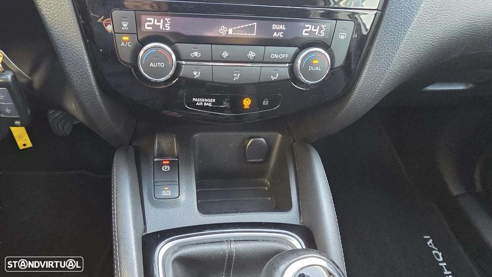 Nissan Qashqai 1.5 dCi Acenta C/Barras de Tejadilho - 19