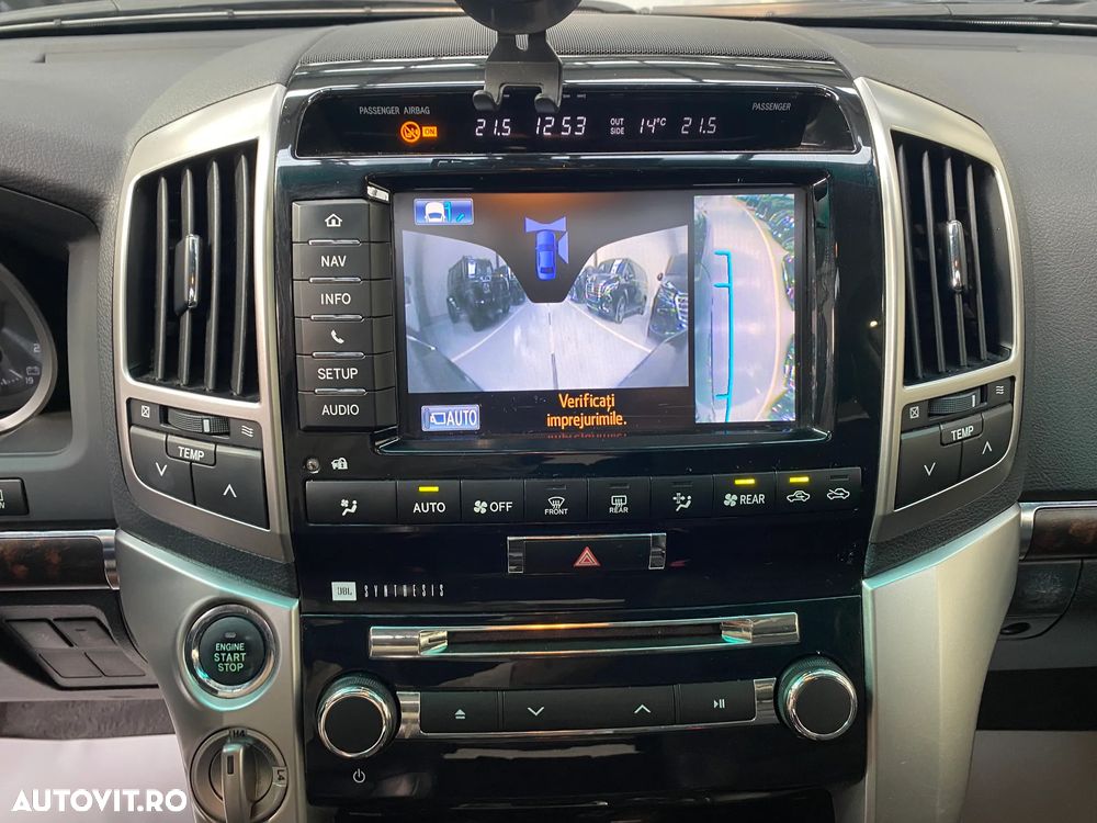 Toyota Land Cruiser 4.5 D-4D Luxury - 19