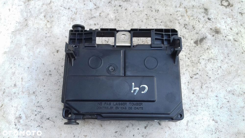 skrzynka bezpieczników moduł bsm 9661682980 l11-00 citroen c4 04- peugeot - 2