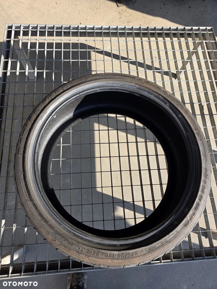 OPONA MINERVA RADIAL  F105 R20 245/25 - 4