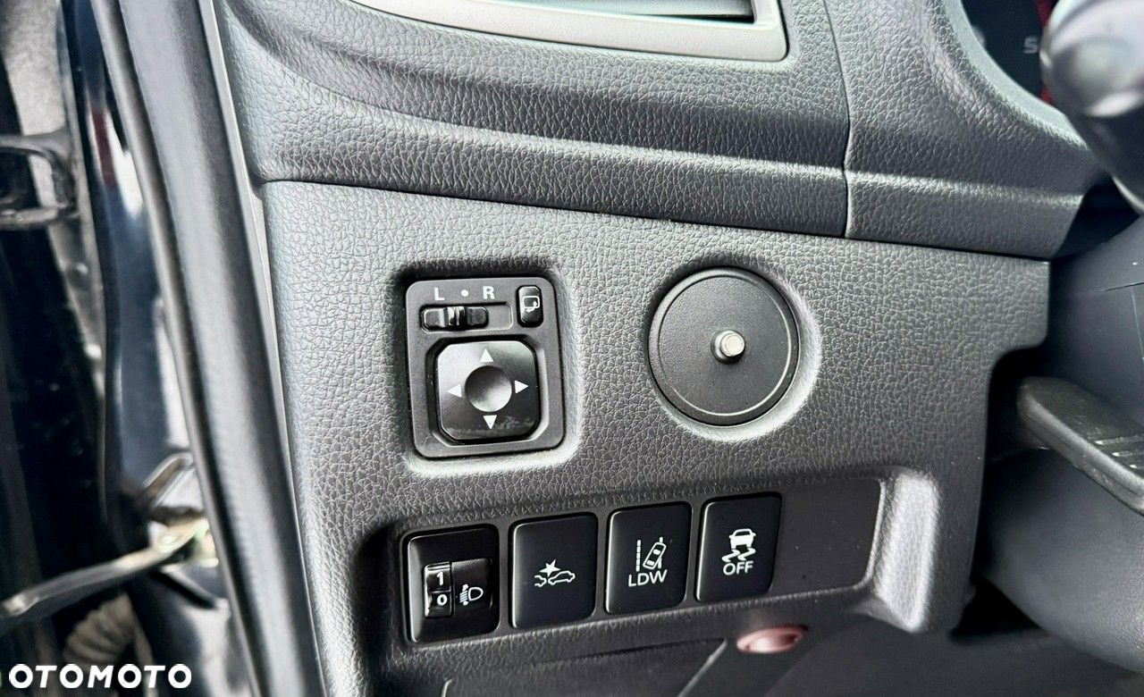 Mitsubishi L200 - 27