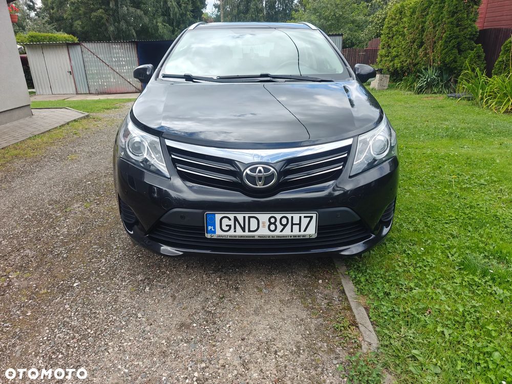 Toyota Avensis 2.0 D-4D Active - 8