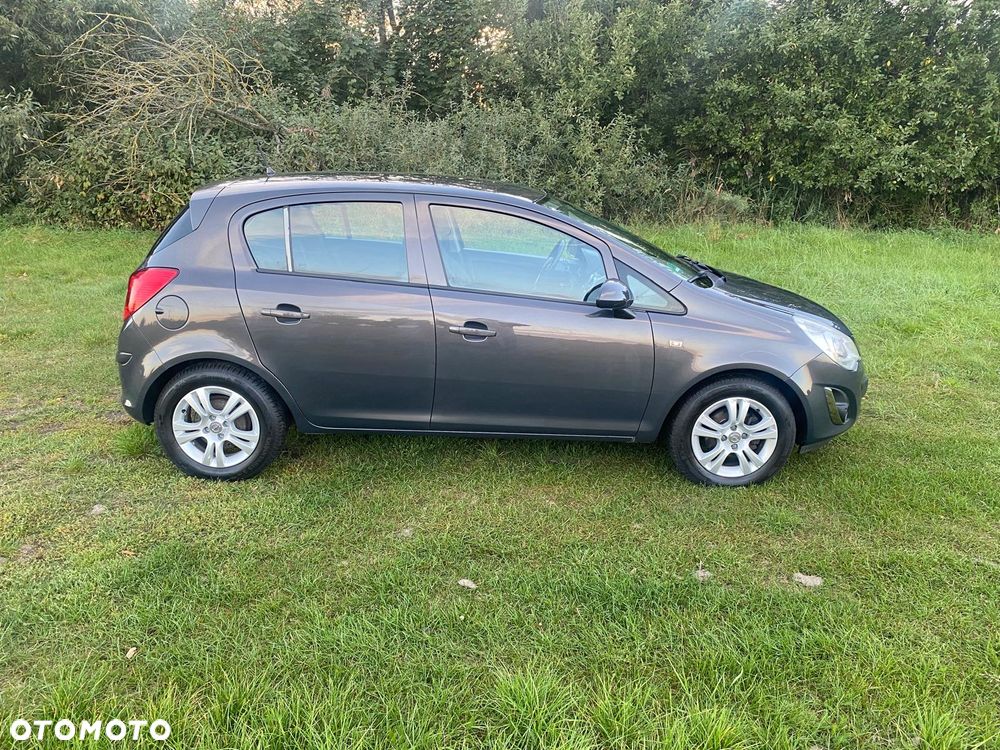 Opel Corsa 1.2 16V Enjoy - 4