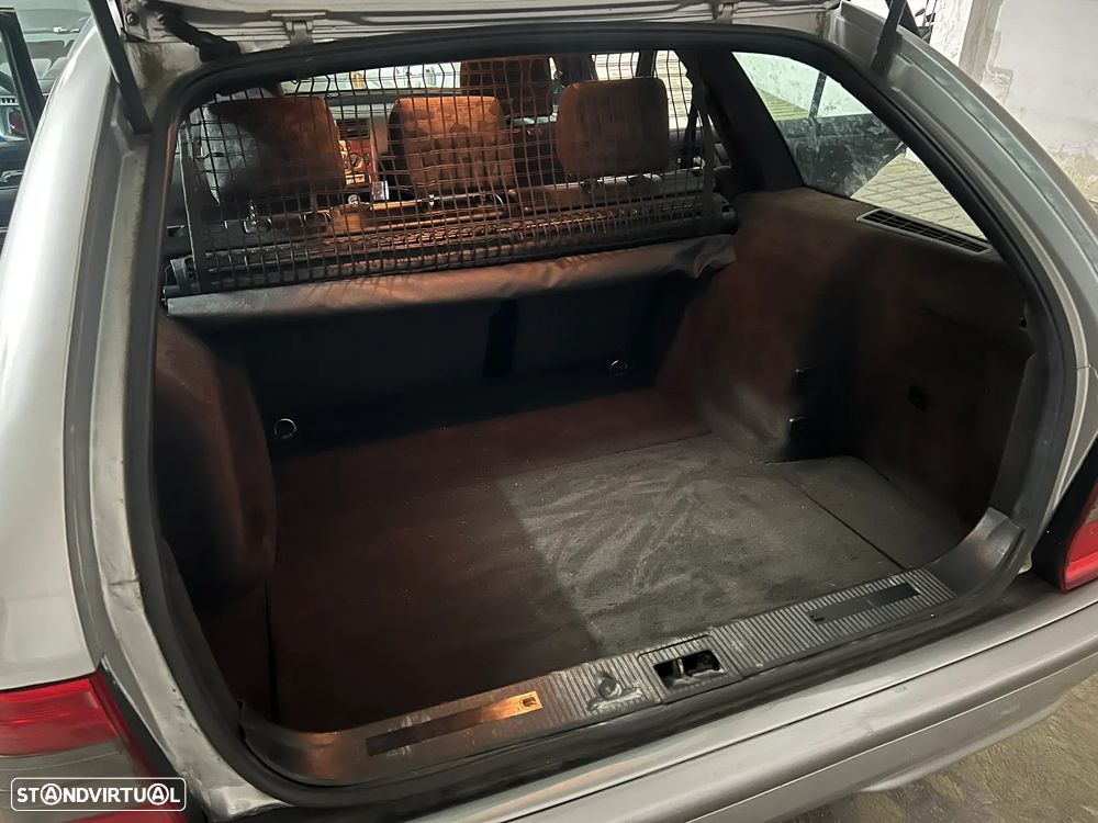 Mercedes-Benz C 220 D - 11