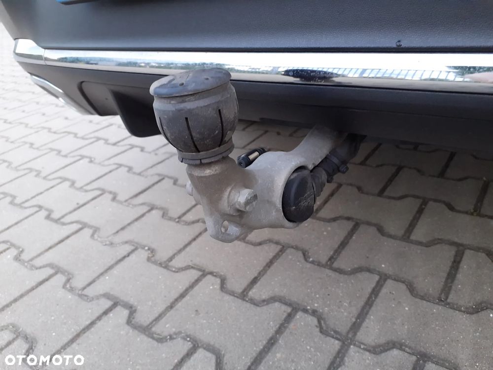 Mercedes-Benz GLC 200 4Matic 9G-TRONIC AMG Line - 6