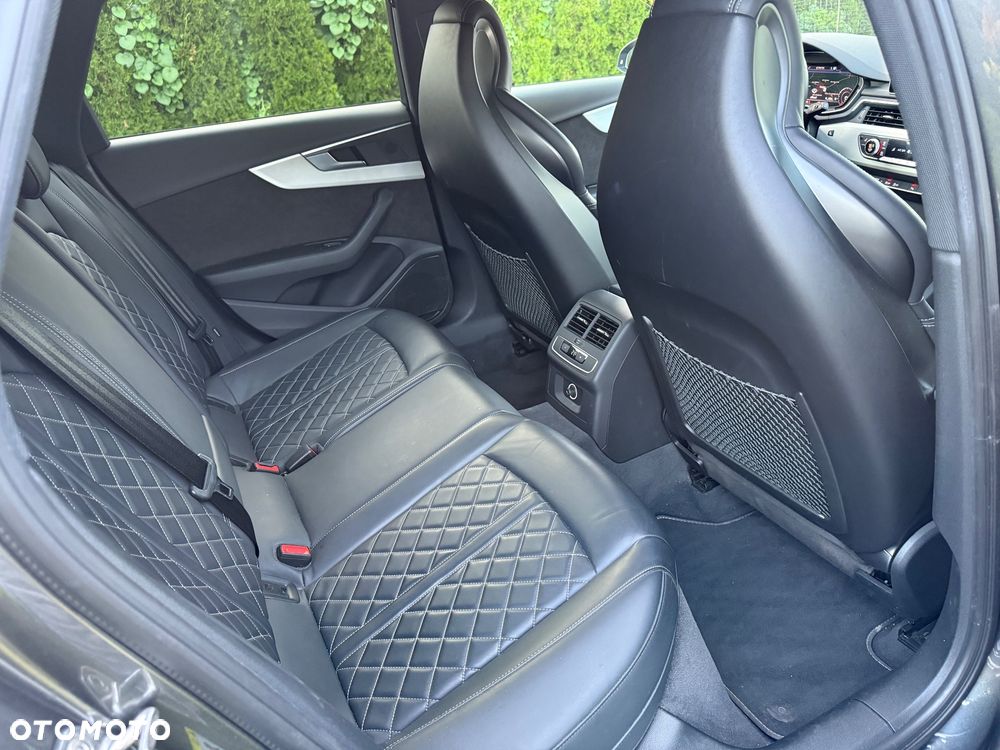 Audi A4 Avant 40 TDI Quattro S Line S tronic - 11