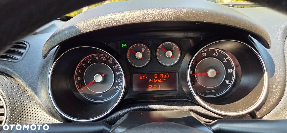Fiat Punto Evo 1.4 8V Dynamic Start&Stop - 12