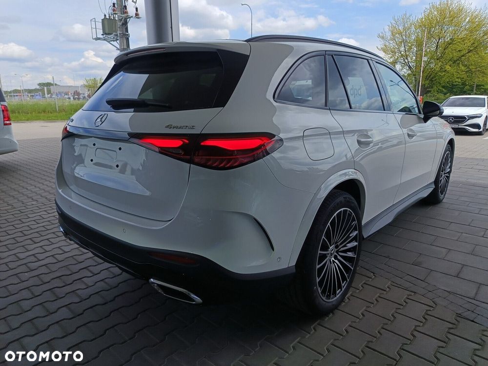 Mercedes-Benz GLC - 7