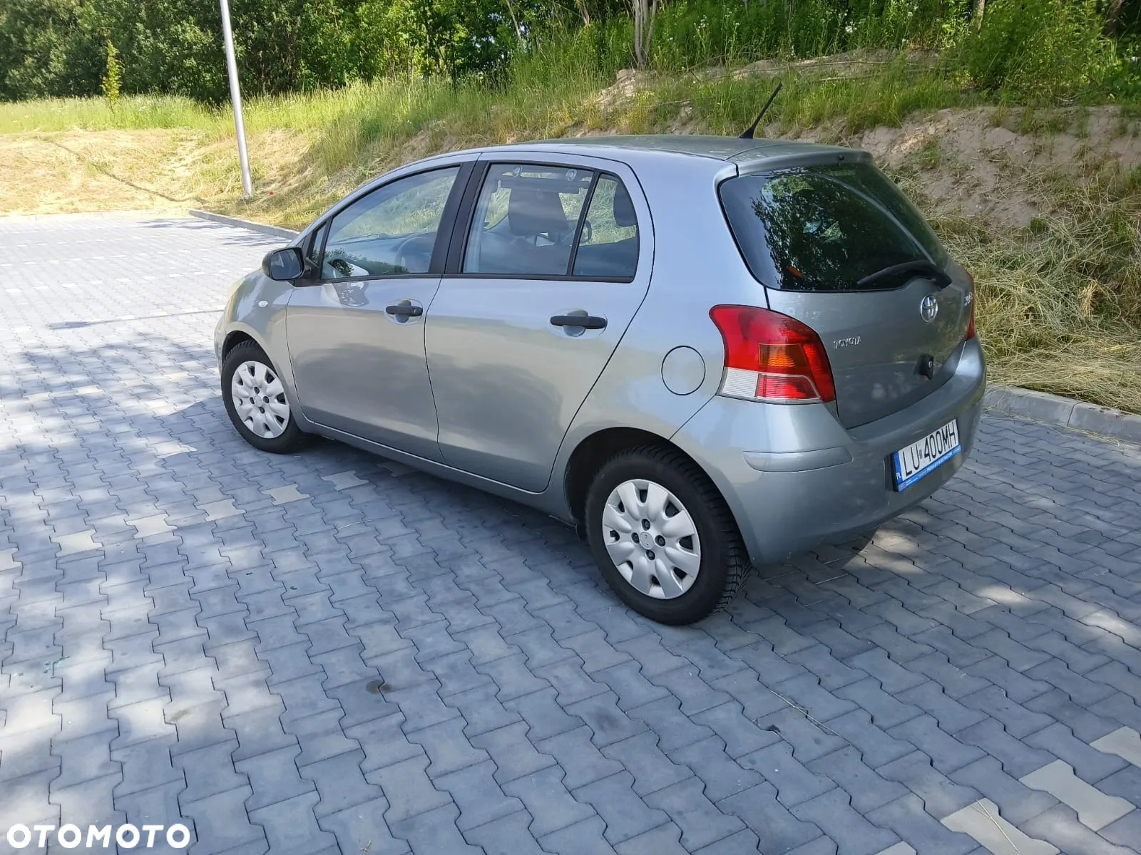 Toyota Yaris 1.33 Luna - 3