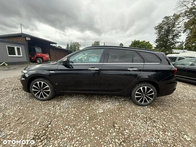 Fiat Tipo 1.6 MultiJet 16v Lounge DDCT - 19