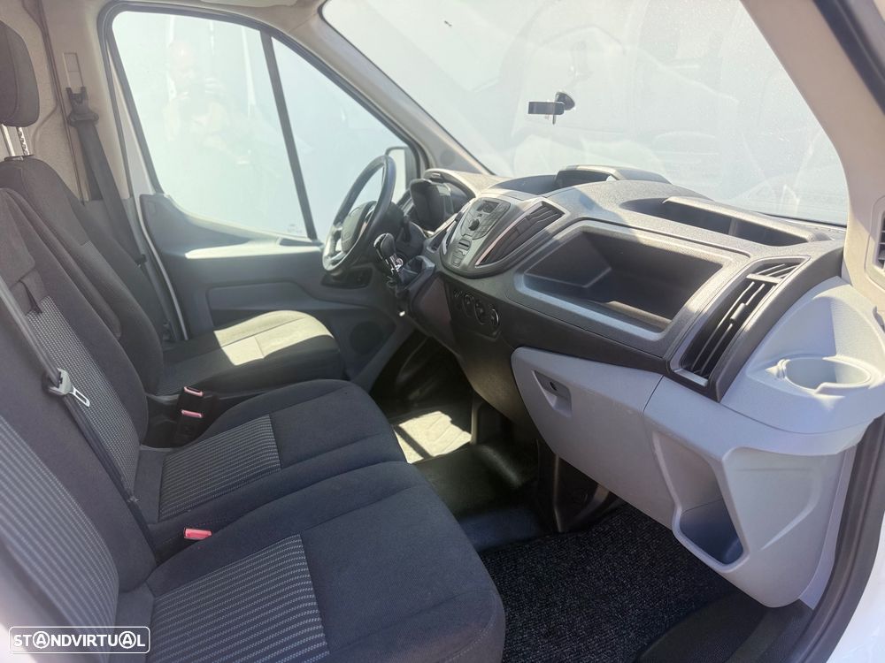 Ford Transit - 3