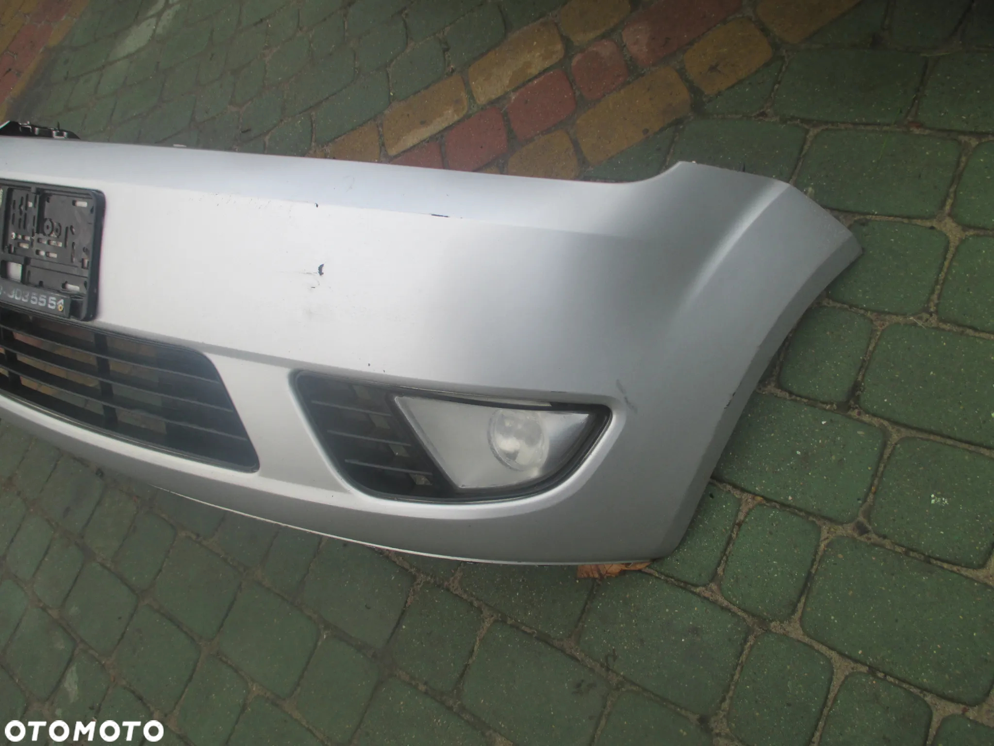 zderzak Ford Fiesta MK6 3.0 - 5