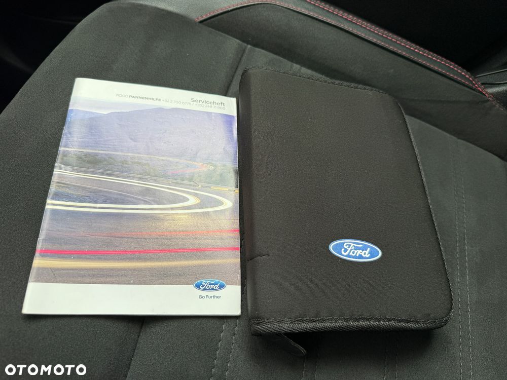 Ford EcoSport 1.5 EcoBlue ST-LINE - 31
