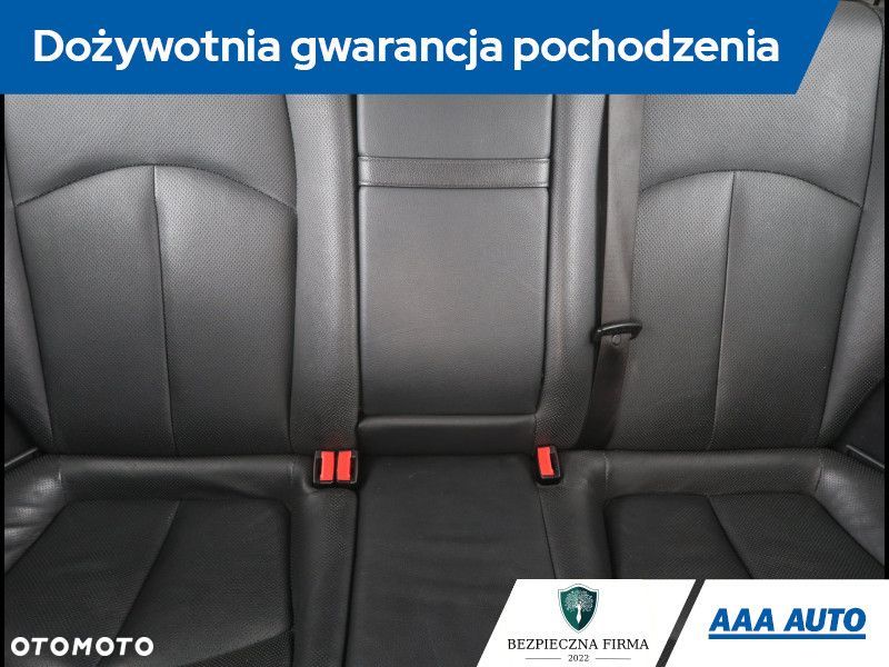 Mercedes-Benz Klasa E - 11