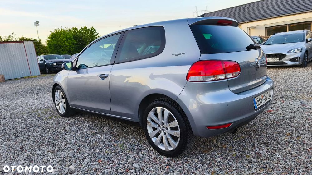 Volkswagen Golf 1.2 TSI Team - 11
