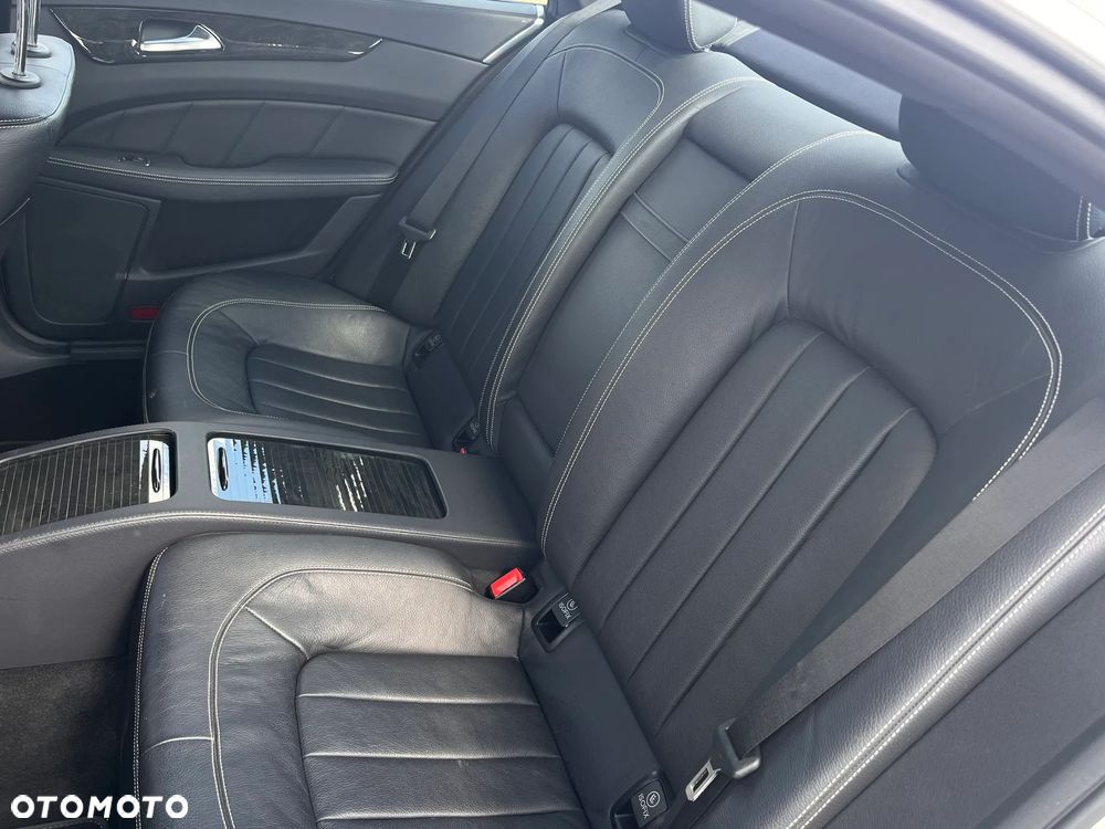 Mercedes-Benz CLS 500 4Matic 7G-TRONIC - 16