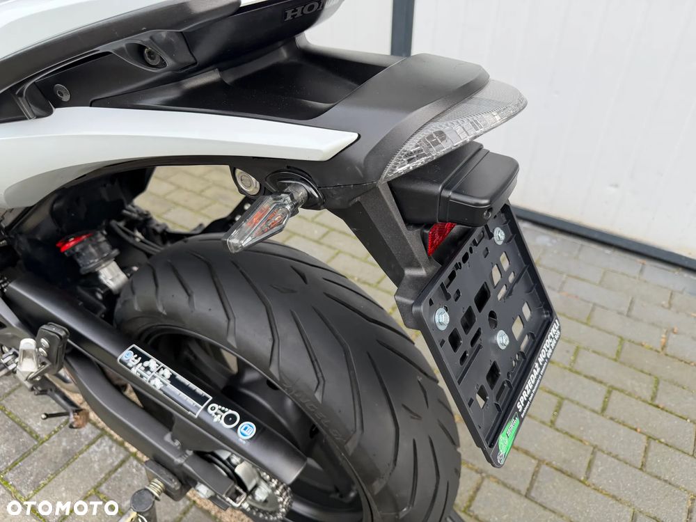 Honda Hornet - 14