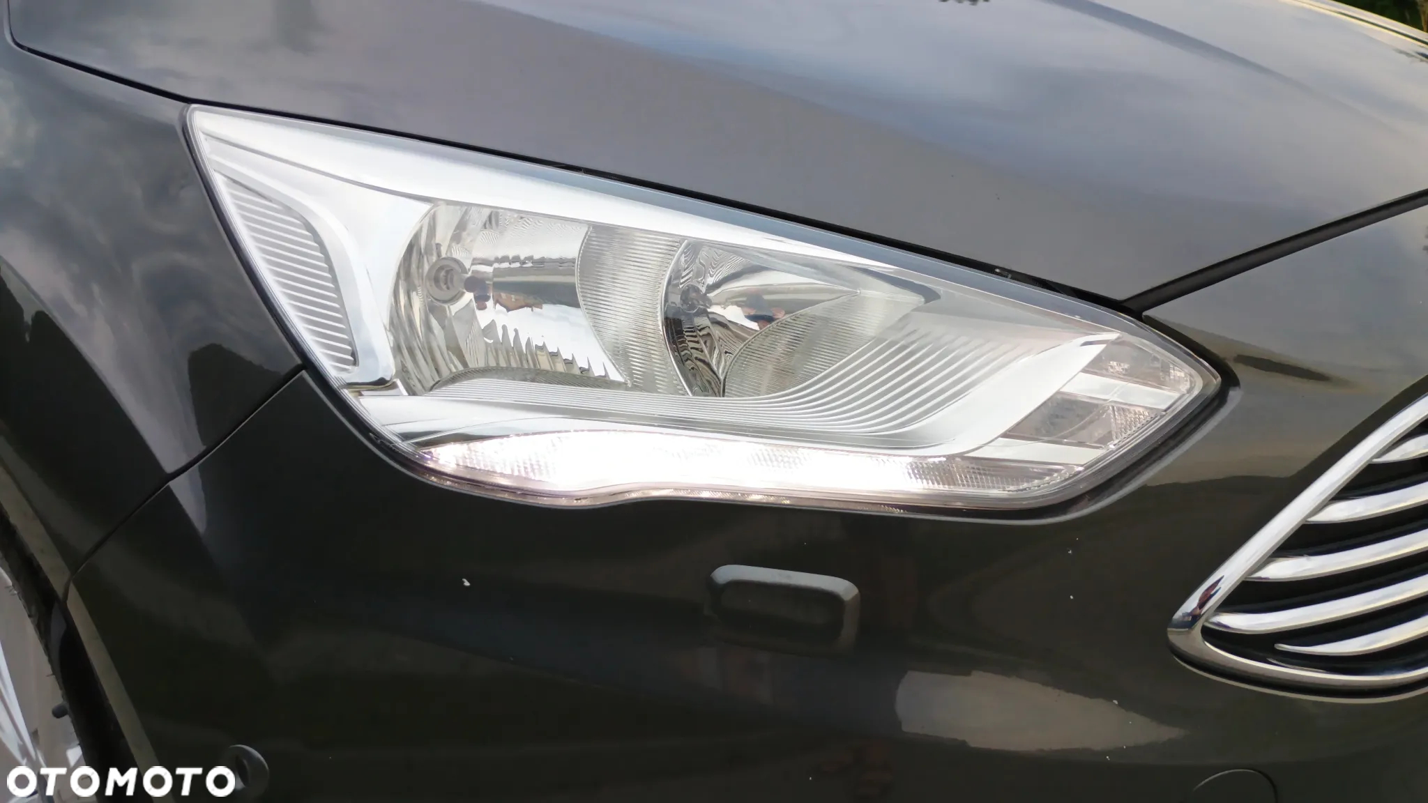 Ford C-MAX 1.0 EcoBoost Titanium ASS - 19