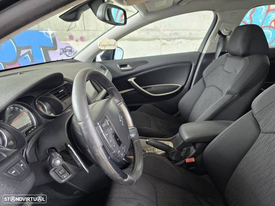 Citroën C5 Tourer e-HDi 110 EGS6 FAP Selection - 4